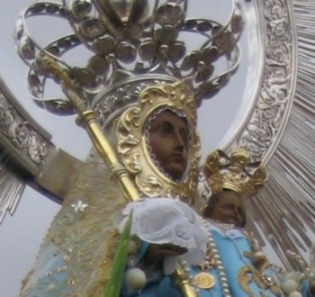 20060131230011-virgen3.jpg