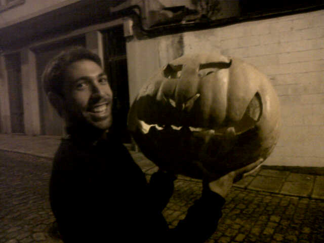 20111123232824-halloween.jpg